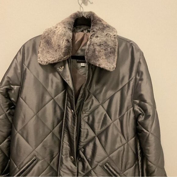 ⭐️HOST PICK⭐️ Bianca Nygard Polar Loft Quilt  Puffer Coat Size Small NWT - Picture 5 of 6